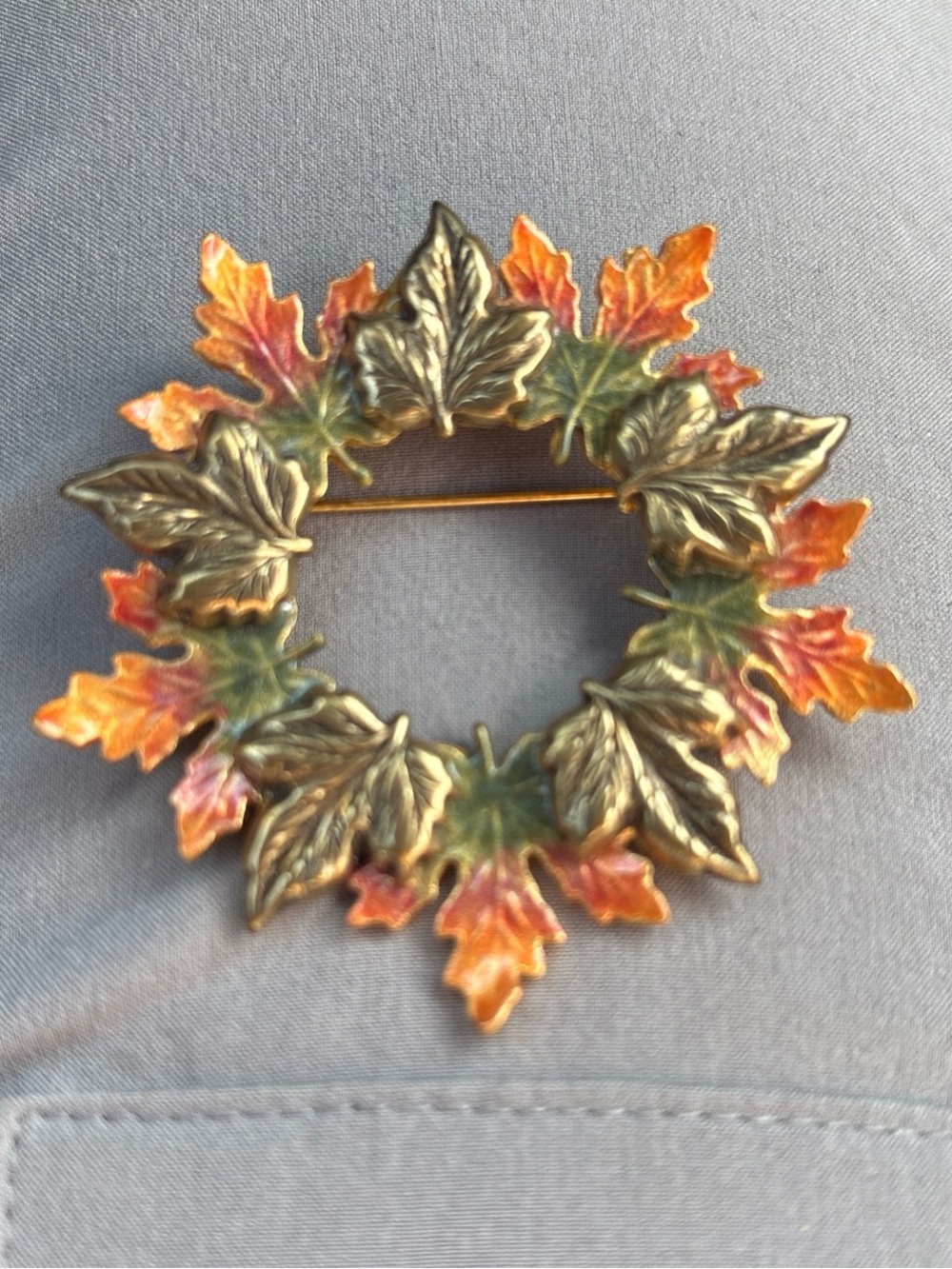 Vintage Kenneth Cole Wreath Brooch Autumn Leaves Circular Pin